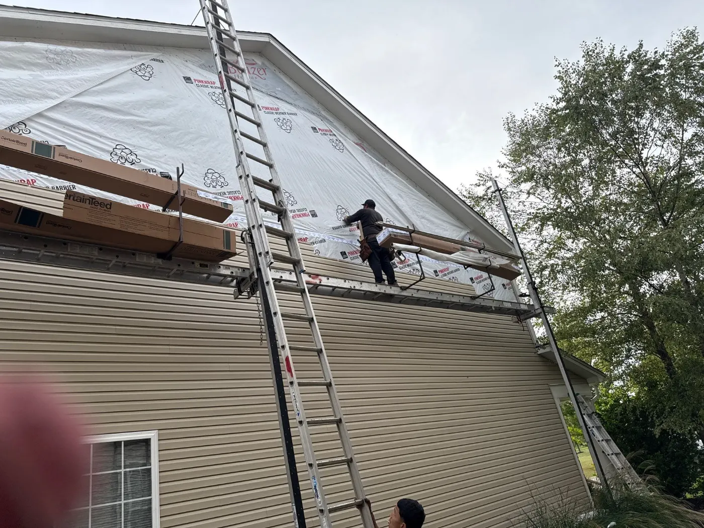 Manufacturer-certified roof installation in Sand Creek Woods